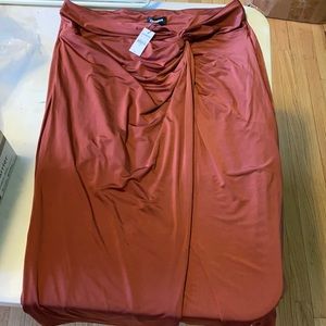 Express NWT Silky Smooth Skirt - MATCHING JUMPSUIT ALSO FOR SALE XL